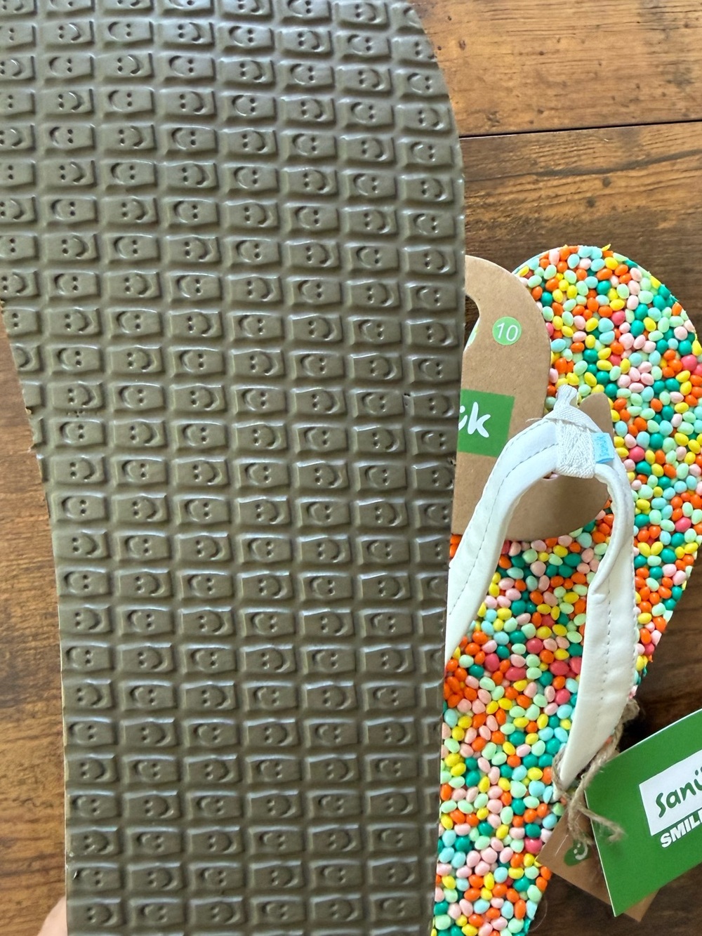 Sanuk Women’s Multi Color Flip Flop - Picture 2 of 5